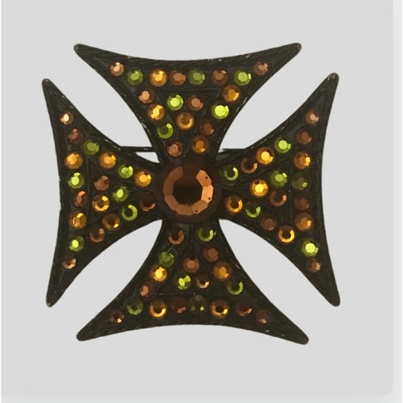 Vintage Maltese Cross Capri Pendant - Picture 7 of 8